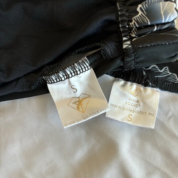 Like New Pole Addict Dahlia Set - Size S - Floral Print - Picture 7 of 11